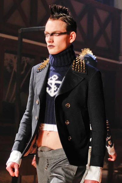 Look 81